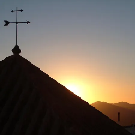 宾馆 La Casa De La Iglesia 米哈斯