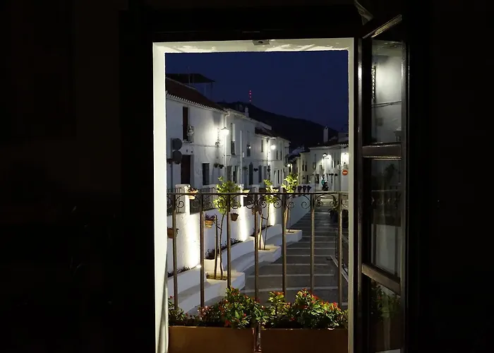 La Casa De La Iglesia Zajazd *