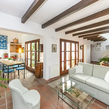 La Casa De La Iglesia Inn *
